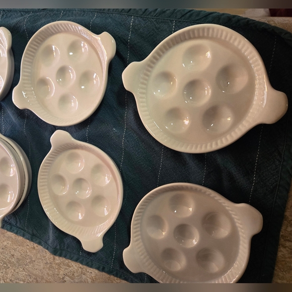 Vintage White Ceramic Escargot Baking Dishes - Set of 6 can use for easter eggs - Picture 5 of 5